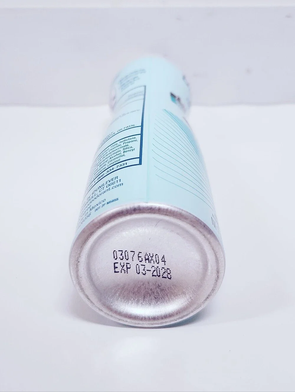 ⭐4/$15 Degree Ultraclear 72-Hour Black + White Deodorant Refreshing Rain